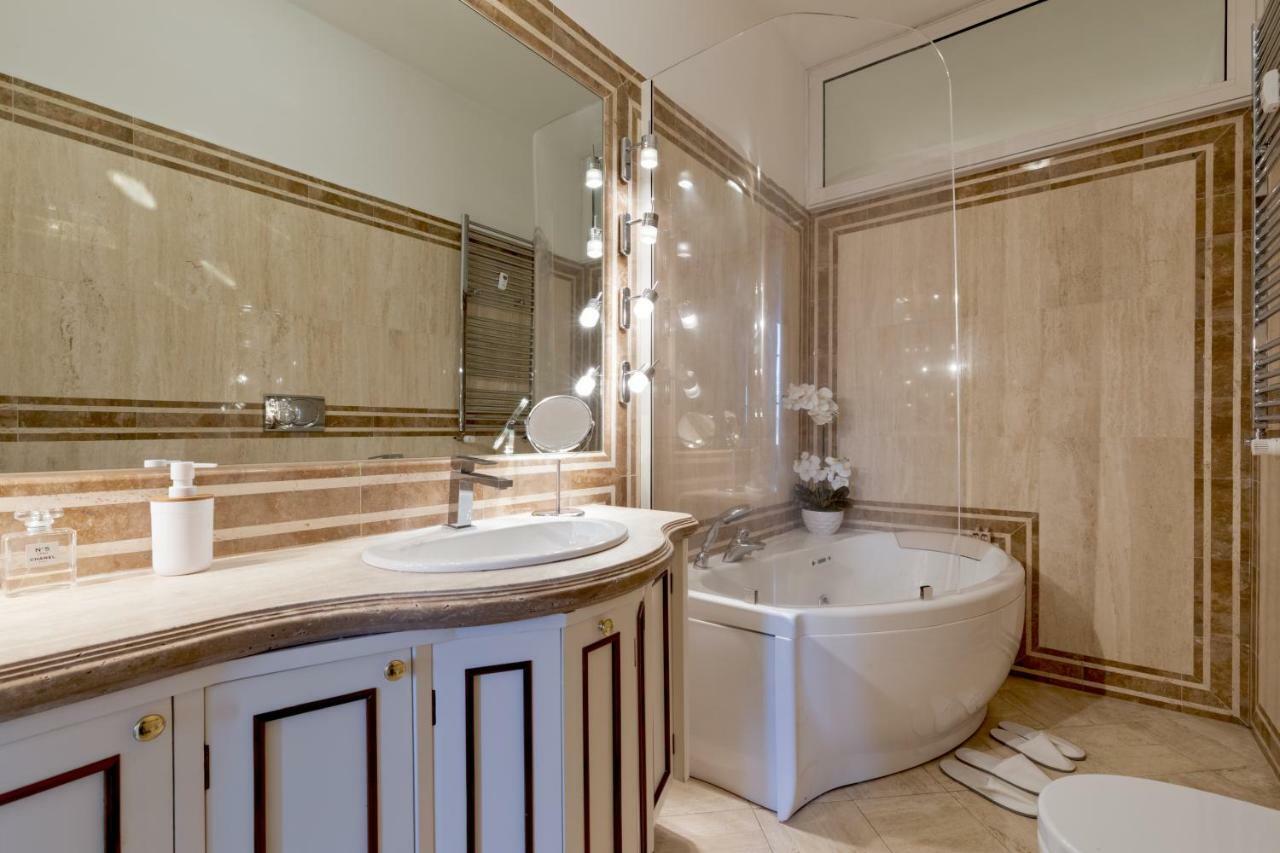 Presidential Penthouse Navona Apartment Рим Екстериор снимка